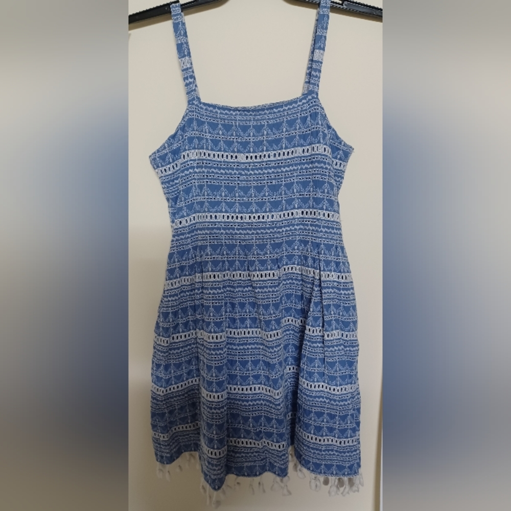 Vince Camuto Dress